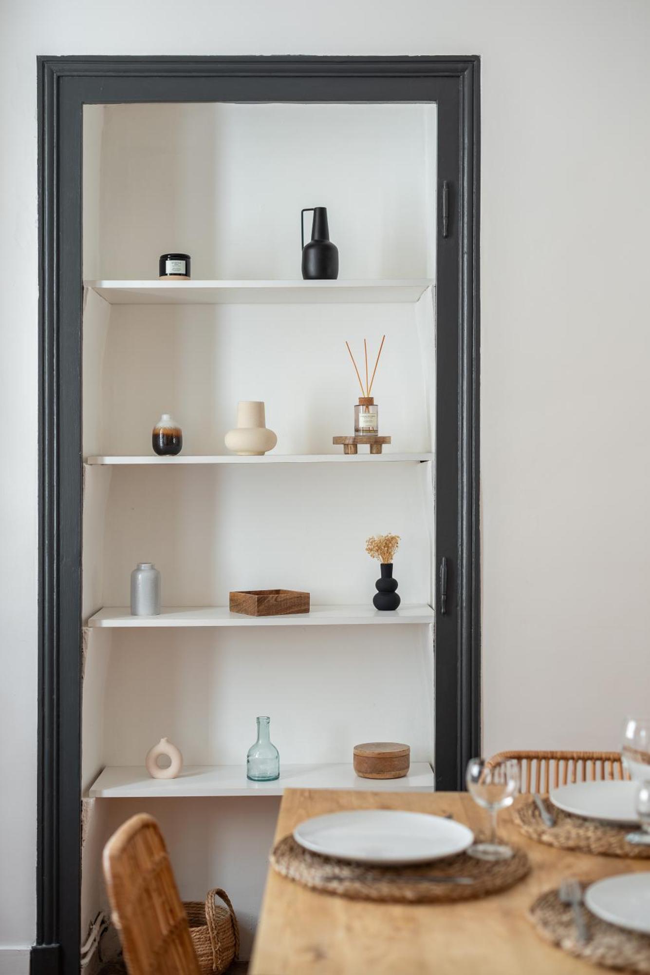 Appartement Spacieux Et Chaleureux Coeur De Ville Chambéry Esterno foto